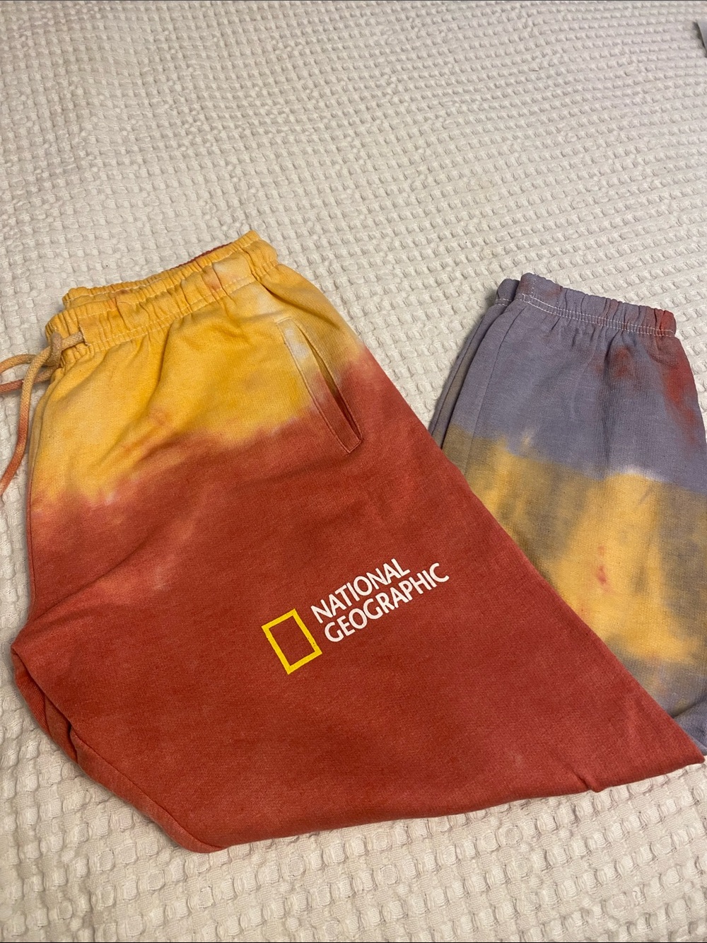 National Geographic S sweat pants excellent condition